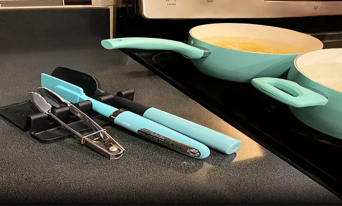 Silicone Utensil Rest with Drip Tray – Black